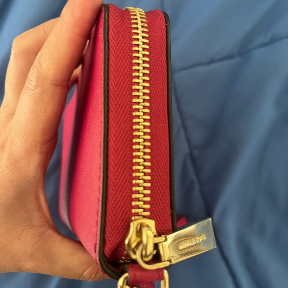 Michael Kors Zip Medium Wallet - Picture 14 of 15